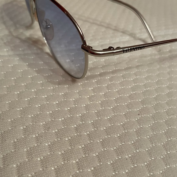 Valentino Aviator Sunglasses - Picture 5 of 7